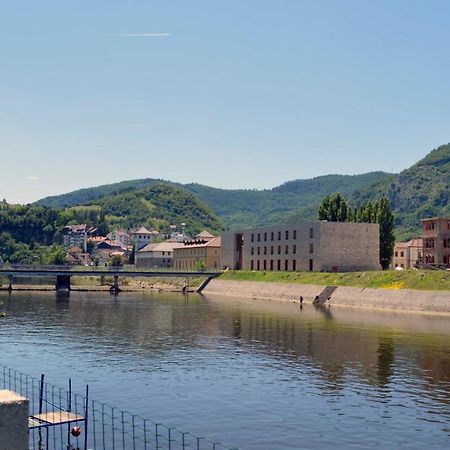 Apartmani Rosa Višegrad エクステリア 写真