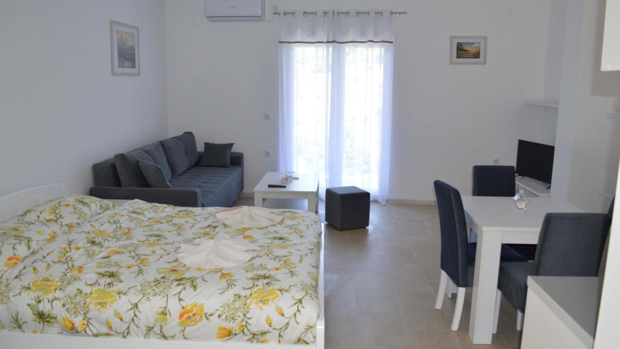 Apartmani Rosa Višegrad エクステリア 写真